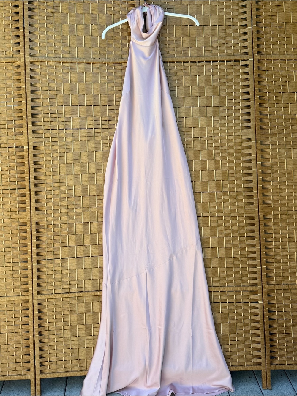 NWT Lovers & Friends Light Pink Halter Maxi Dress Women’s Medium